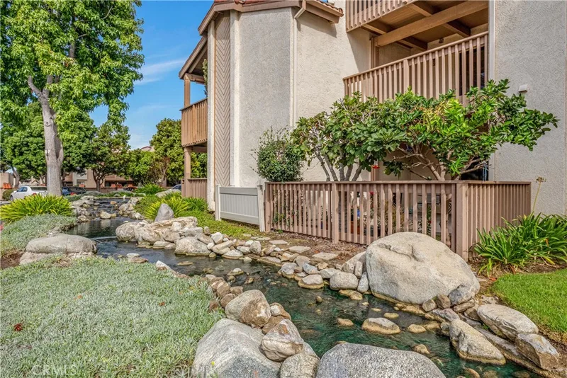 16581 Grunion Lane 204, Huntington Beach, CA 92649