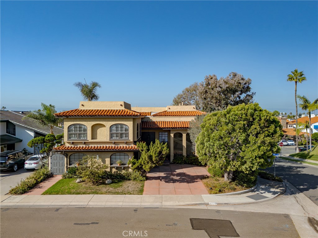 16581 Melville Circle, Huntington Beach CA 92649 - photo 2