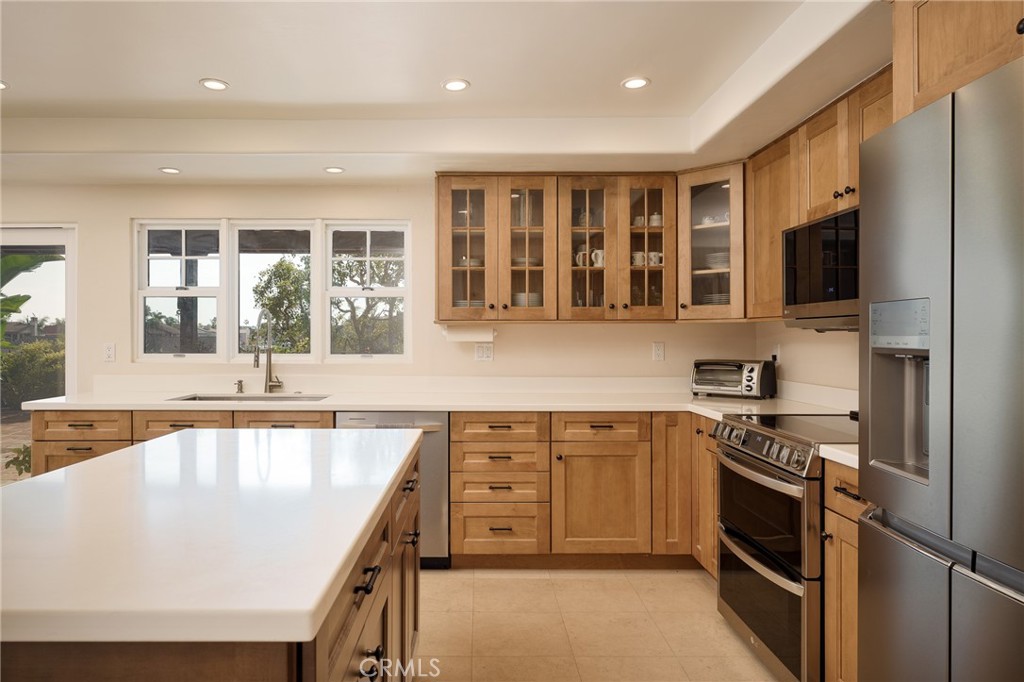 16581 Melville Circle, Huntington Beach CA 92649 - photo 14