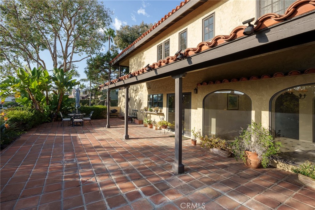 16581 Melville Circle, Huntington Beach CA 92649 - photo 29