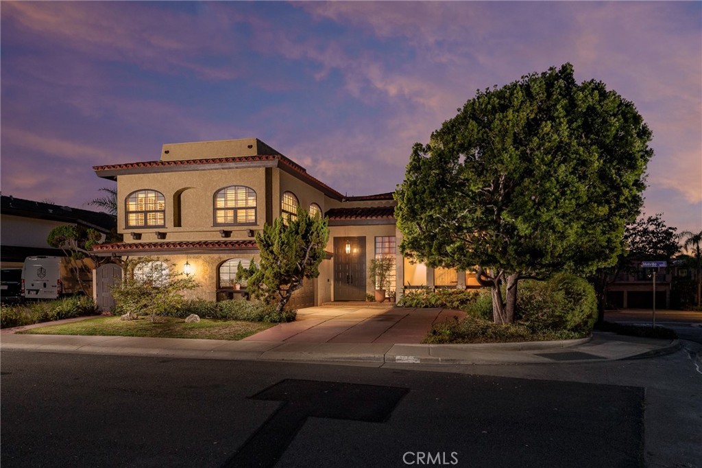 16581 Melville Circle, Huntington Beach CA 92649 - photo 32