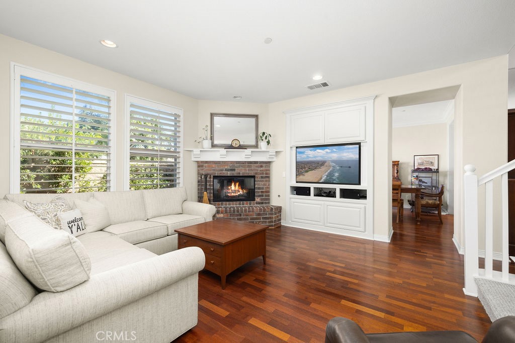 16582 Maywood Lane, Huntington Beach CA 92649 - photo 11