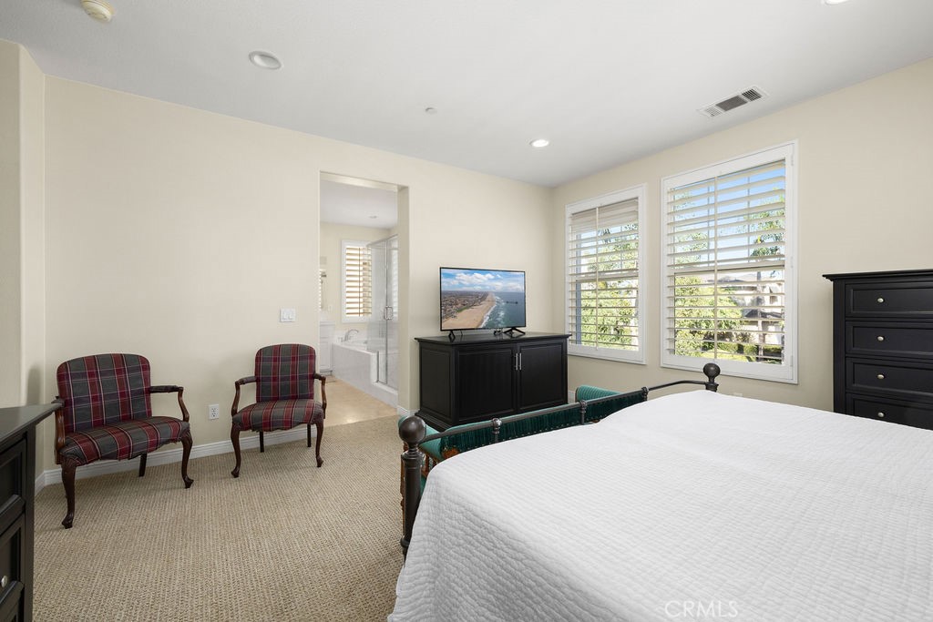 16582 Maywood Lane, Huntington Beach CA 92649 - photo 23
