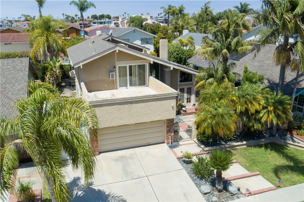 16591 Wanderer Lane, Huntington Beach CA 92649 - photo 2