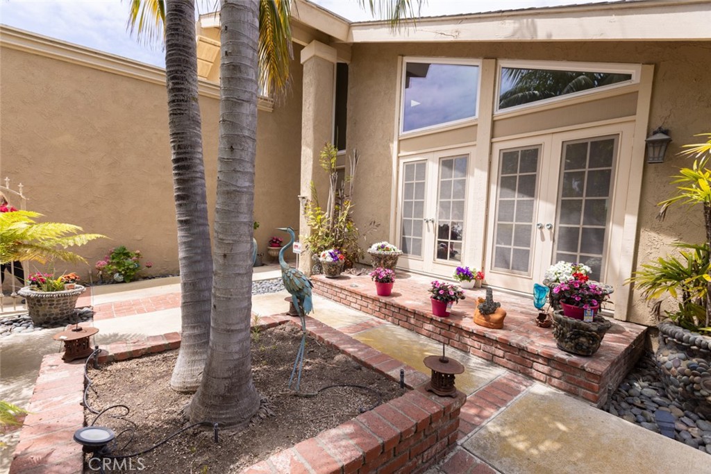 16591 Wanderer Lane, Huntington Beach CA 92649 - photo 10