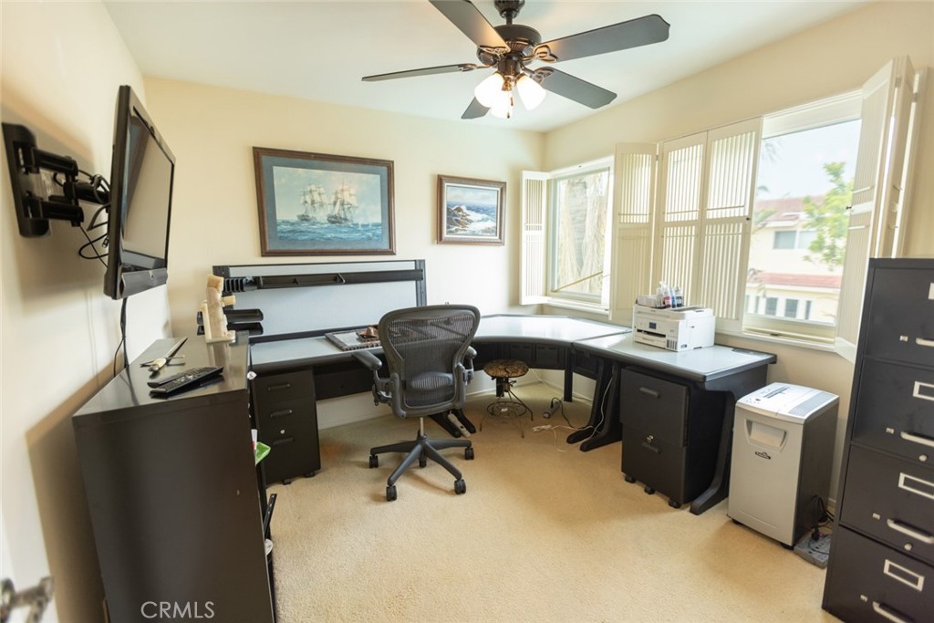 16591 Wanderer Lane, Huntington Beach CA 92649 - photo 35
