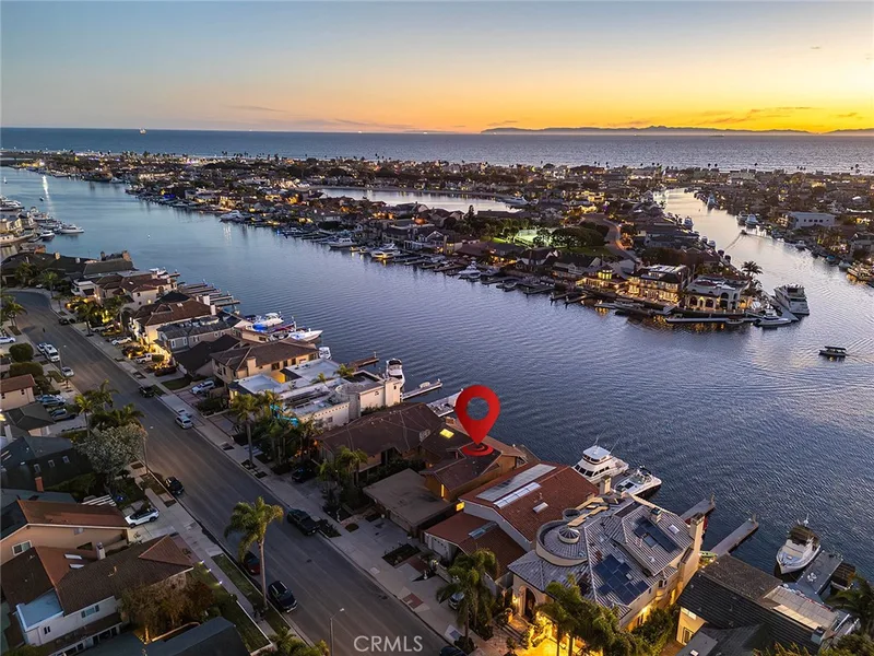 16611 Carousel Lane, Huntington Beach, CA 92649