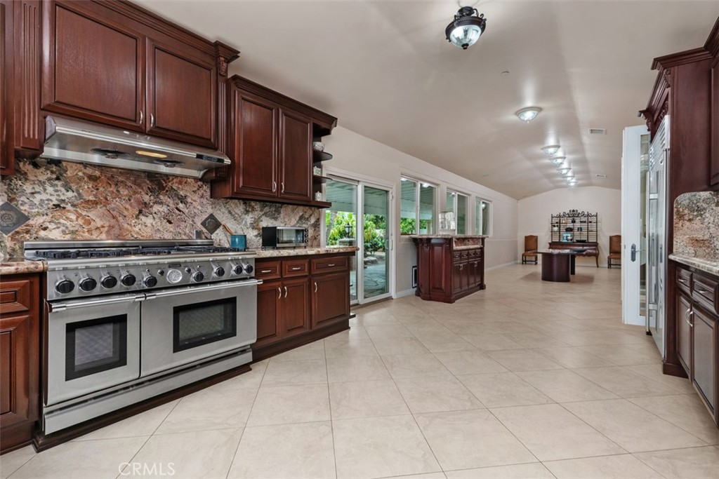 16611 Graham, Huntington Beach CA 92649 - photo 23