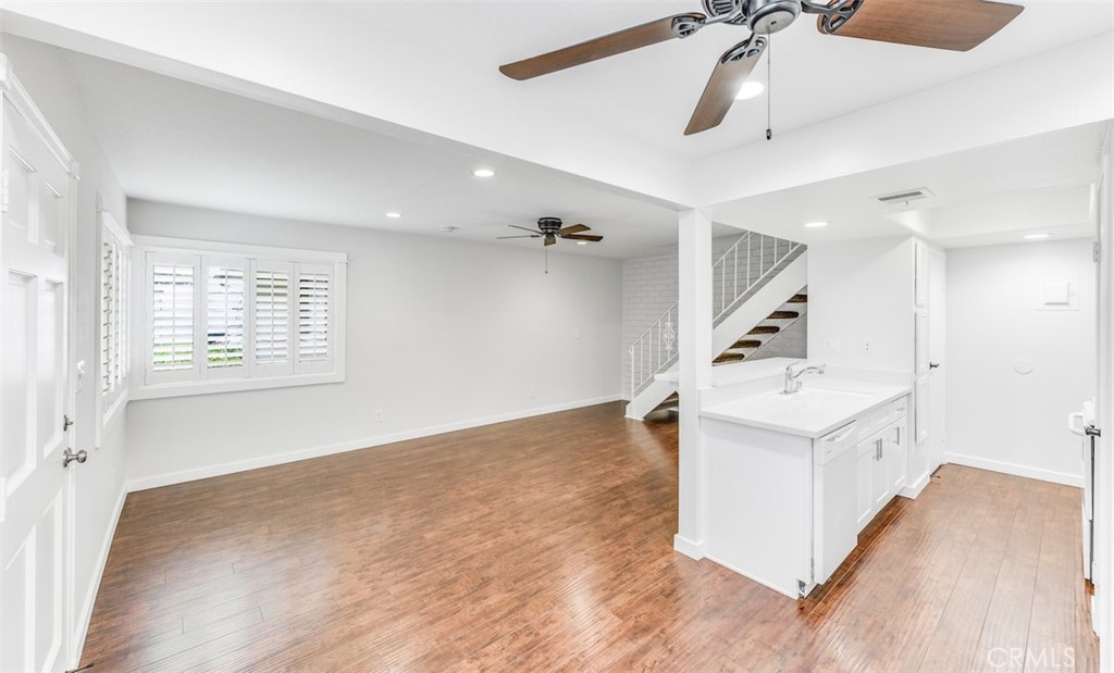 16673 Viewpoint Lane 126C, Huntington Beach CA 92647 - photo 1