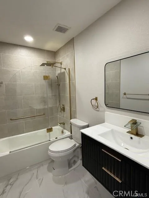16682 Goldenwest 2, Huntington Beach, CA 92647