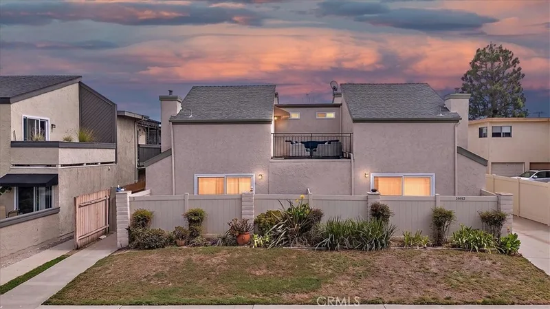 16692 Dolores, Huntington Beach