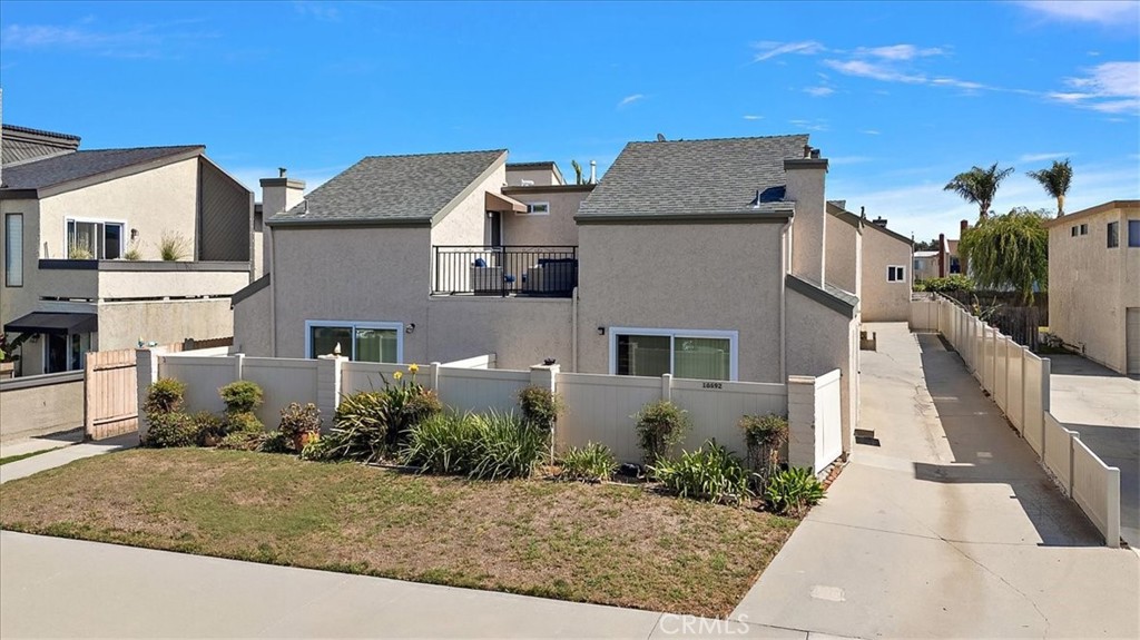 16692 Dolores, Huntington Beach CA 92649 - photo 5