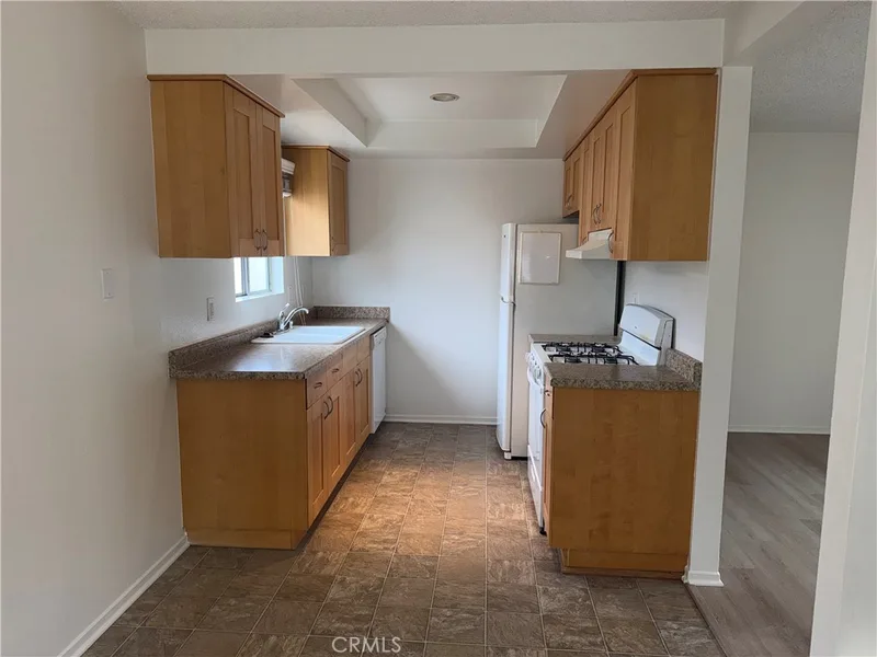 16703 Lynn Lane D, Huntington Beach, CA 92649