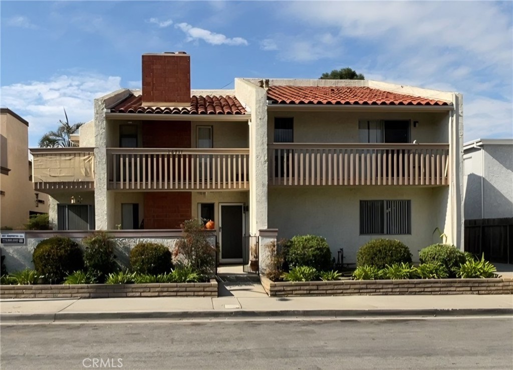 16711 Sims, Huntington Beach CA 92649 - photo 1