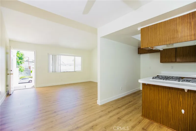 16721 Dolores D, Huntington Beach, CA 92649