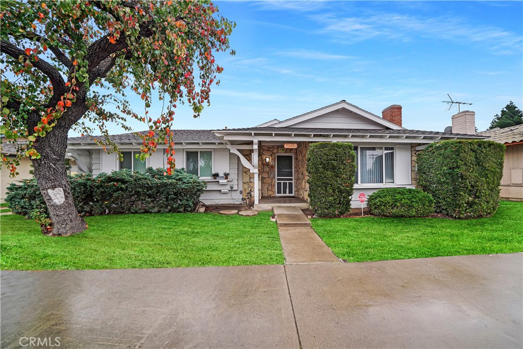 Welcome home! - 16722 Goldenwest Street, Huntington Beach CA 92647 - photo 1