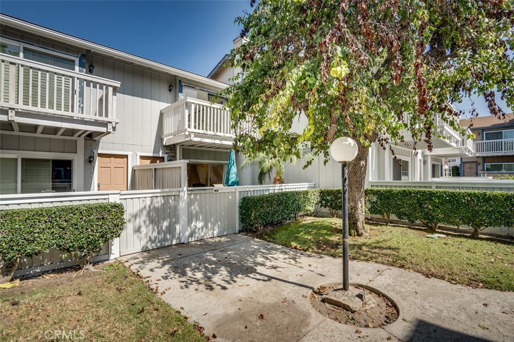 16734 Algonquin Street 6, Huntington Beach CA 92649 - photo 1