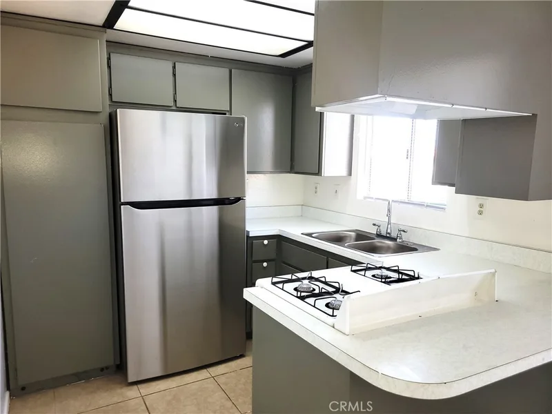 16742 Lynn Lane C, Huntington Beach, CA 92649