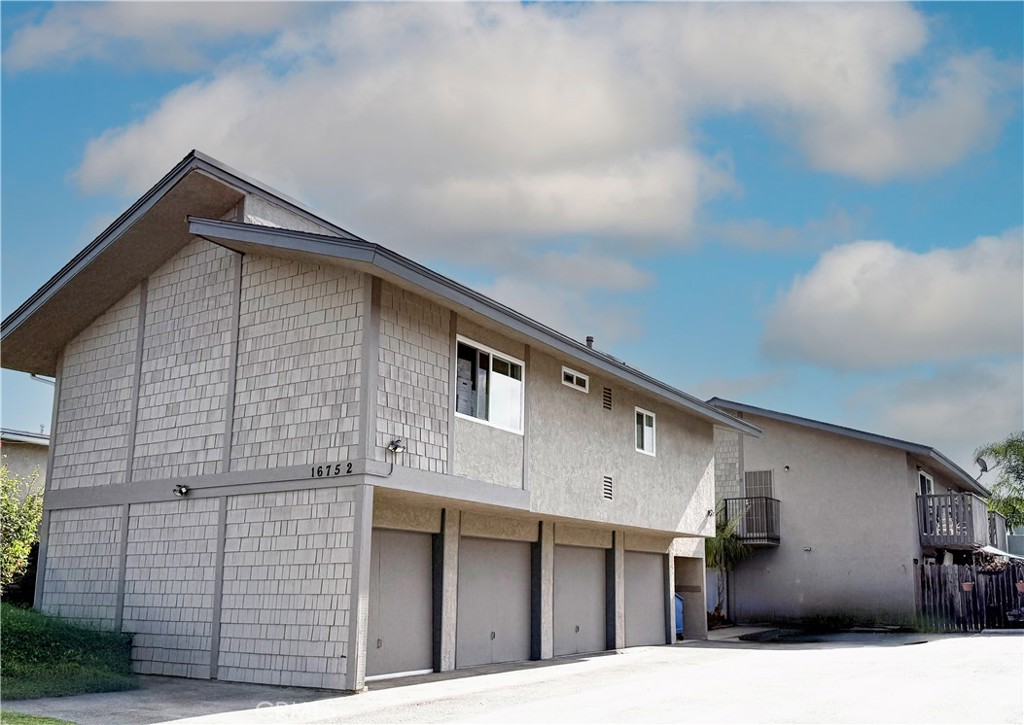 16752 Sims Lane - 16752 Sims A, Huntington Beach CA 92649 - photo 1