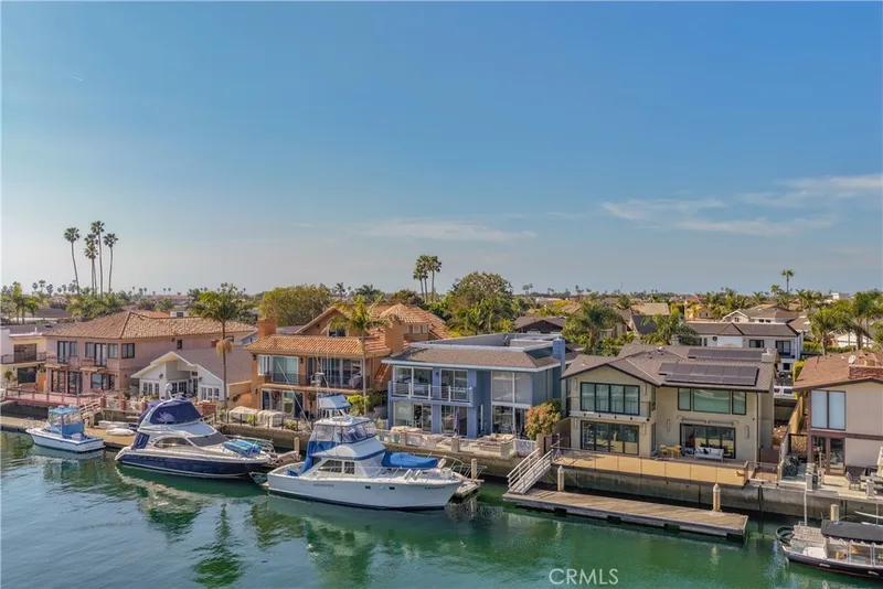 16802 Baruna, Huntington Beach, CA 92649