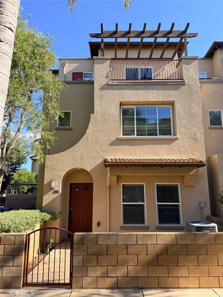 16849 Roosevelt, Huntington Beach, CA 92649