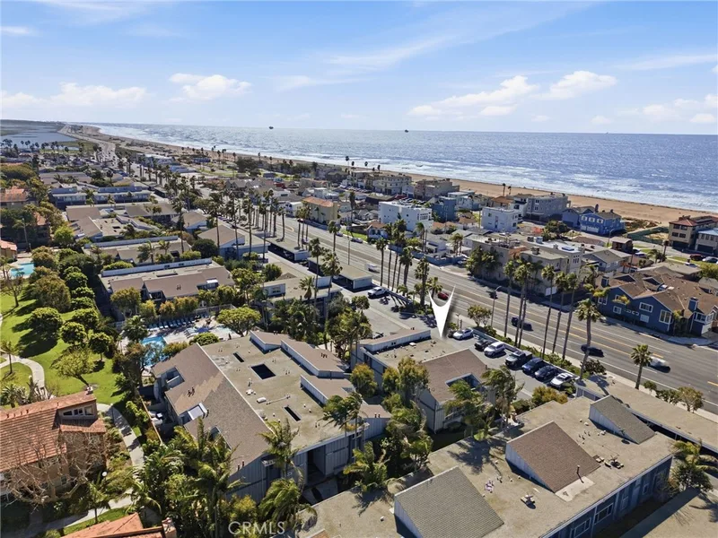 16852 Pacific Coast Highway 104, Huntington Beach, CA 92649