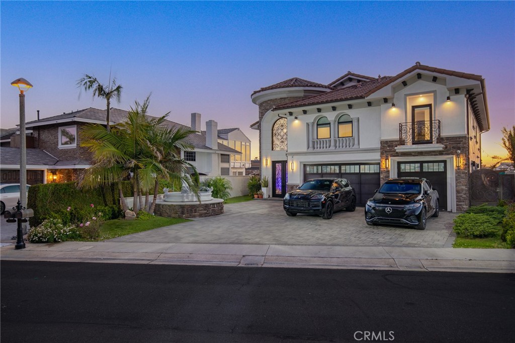 16861 Marina Bay Drive, Huntington Beach CA 92649 - photo 1