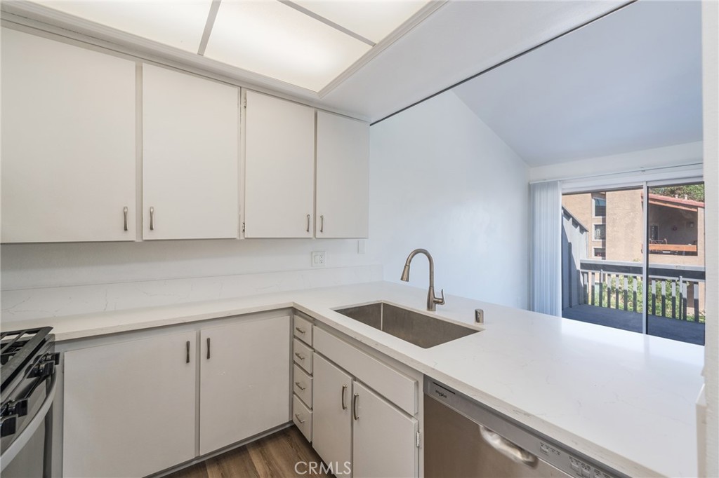 16872 Pacific Coast Highway 205, Huntington Beach CA 92649 - photo 12
