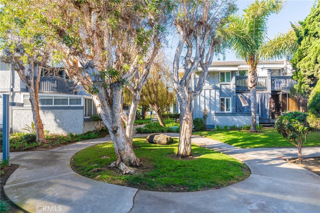 16872 Pacific Coast Highway 205, Huntington Beach CA 92649 - photo 27