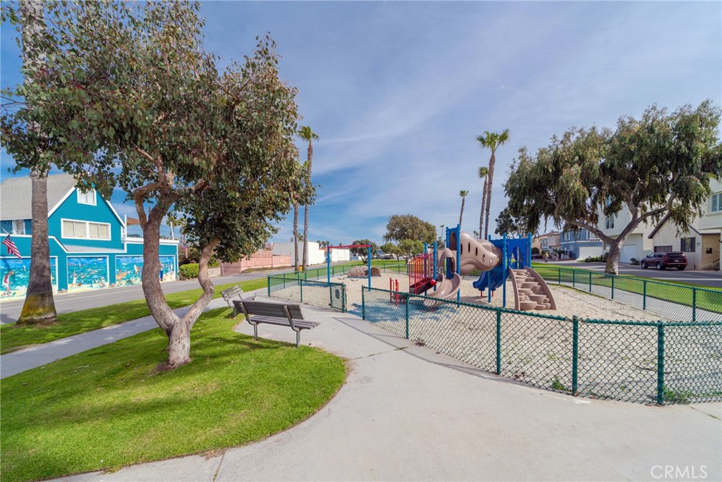 16872 Pacific Coast Highway 205, Huntington Beach CA 92649 - photo 34