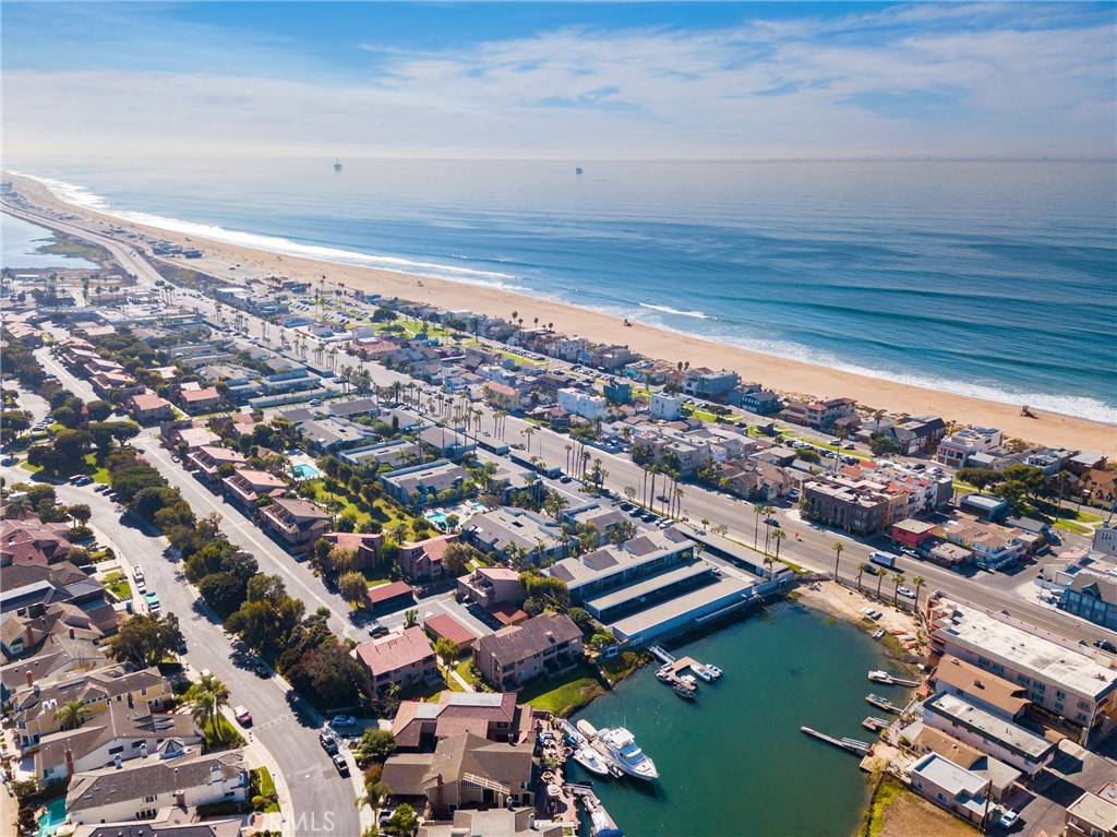 16872 Pacific Coast Highway 205, Huntington Beach CA 92649 - photo 36