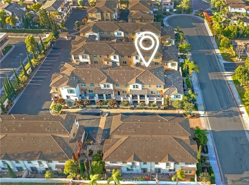 16901 Airport Circle 107, Huntington Beach, CA 92649