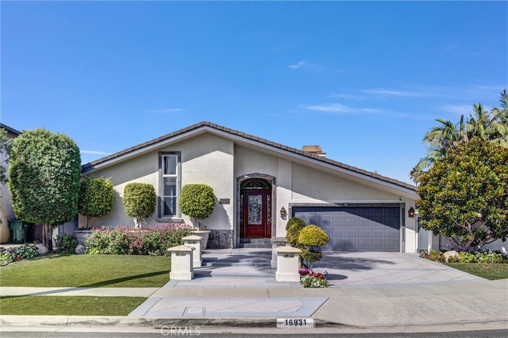 16931 Fairfield, Huntington Beach CA 92649 - photo 2