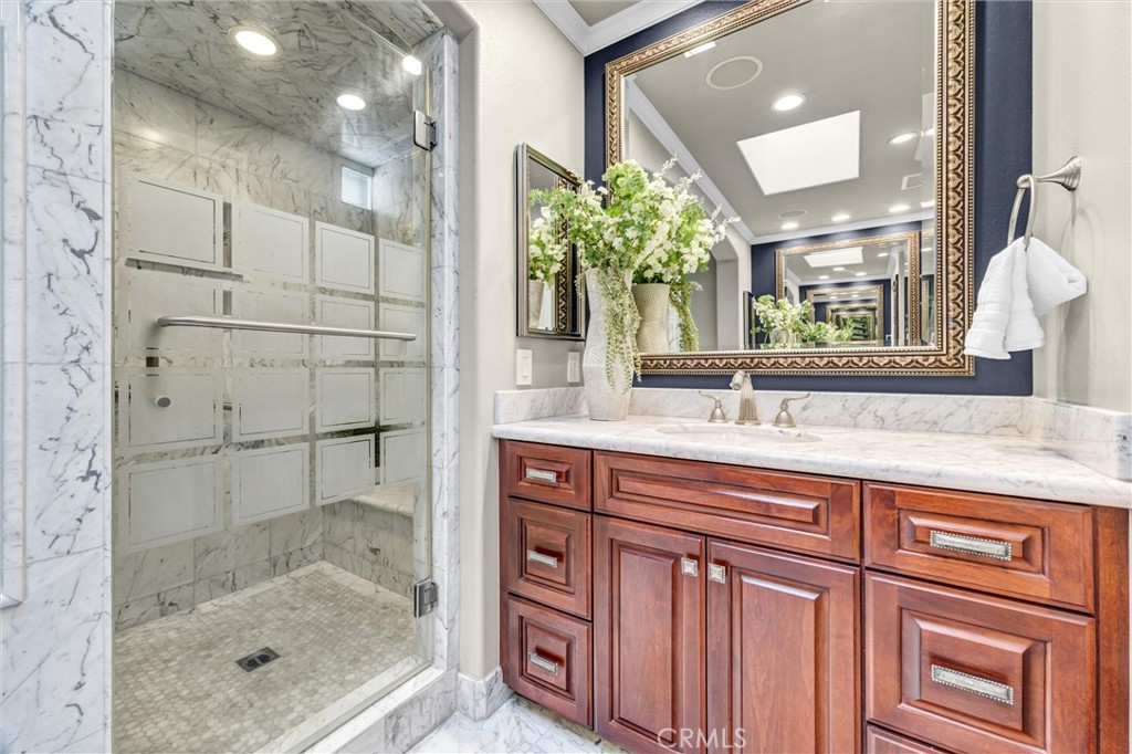 Primary Bathroom - 16931 Fairfield, Huntington Beach CA 92649 - photo 25