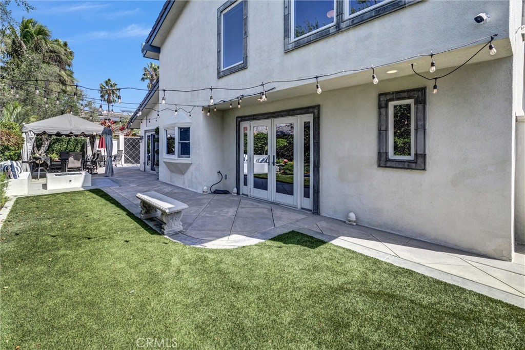 Easy maintenance turf - 16931 Fairfield, Huntington Beach CA 92649 - photo 40