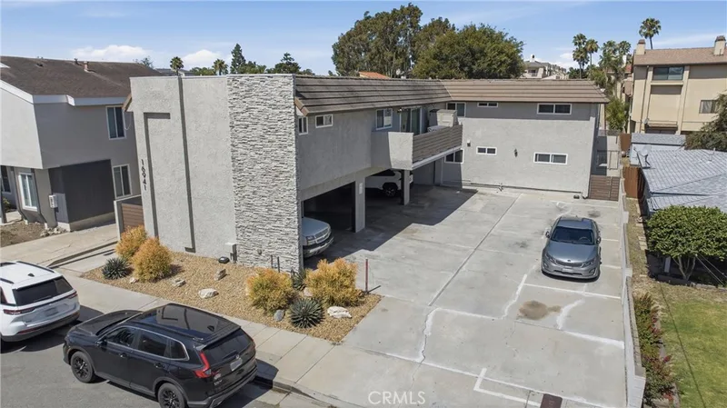 16941 Hoskins, Huntington Beach
