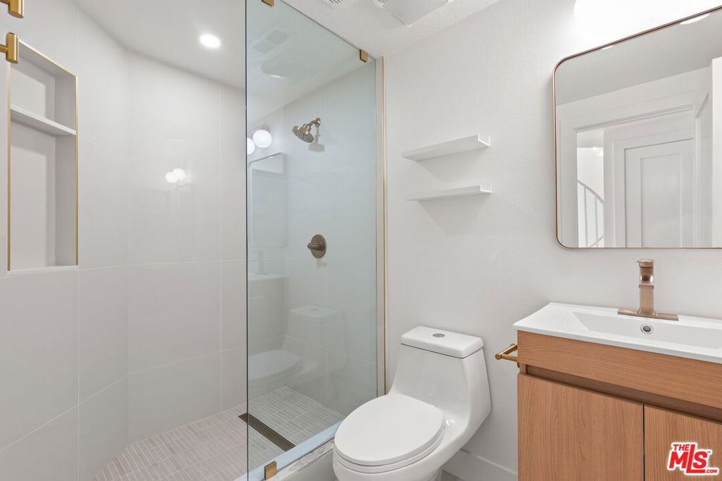 16960 Algonquin Street I201, Huntington Beach CA 92649 - photo 13