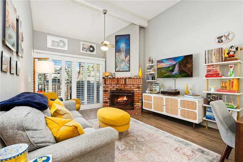 16962 Westwood Lane 14, Huntington Beach, CA 92647
