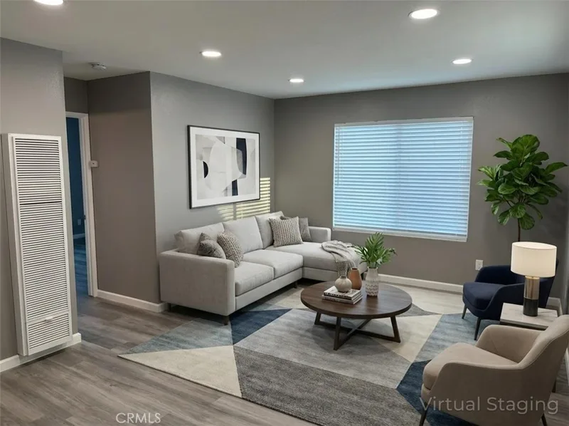 16971 Hoskins 3, Huntington Beach, CA 92649
