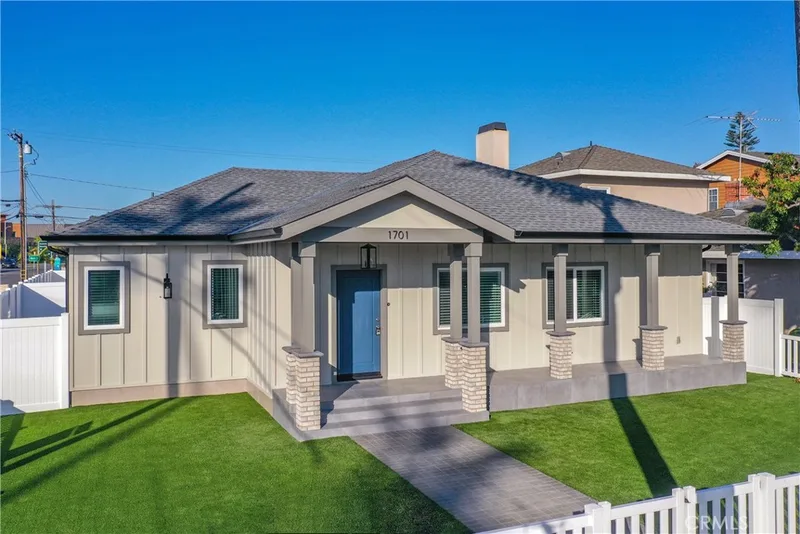 1701 Park, Huntington Beach, CA 92648