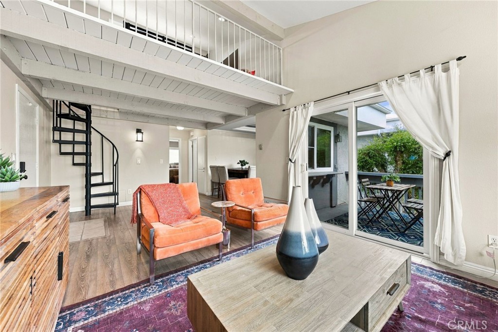17042 Pacific Coast Highway 201, Huntington Beach CA 92649 - photo 7