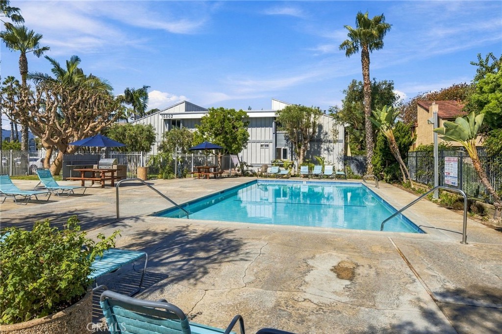 17042 Pacific Coast Highway 201, Huntington Beach CA 92649 - photo 27