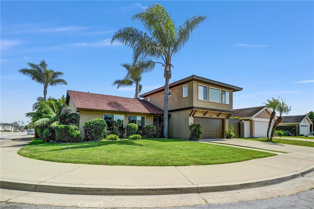 17042 Twain, Huntington Beach CA 92649 - photo 1