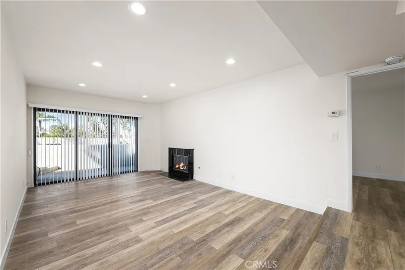 17051 Sandra Lee Lane 101, Huntington Beach, CA 92649