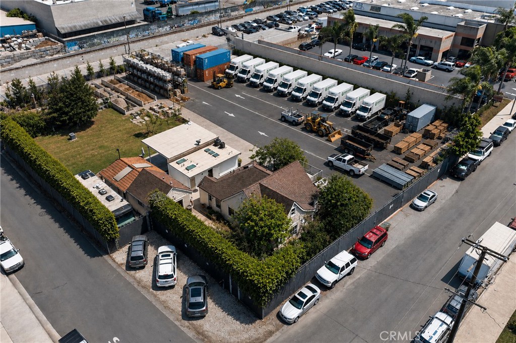 AI Rendering- Fleet/Distribution - 17066 Palmdale, Huntington Beach CA 92647 - photo 4