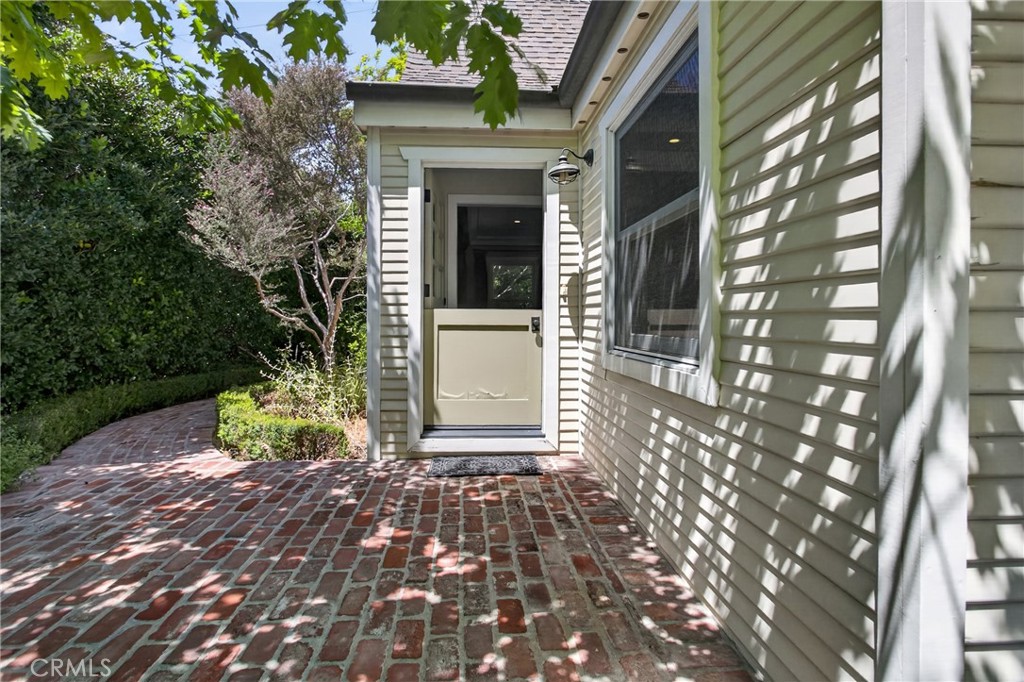 Residence / Office - 17066 Palmdale, Huntington Beach CA 92647 - photo 14