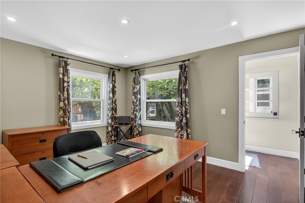 17066 Palmdale, Huntington Beach CA 92647 - photo 18