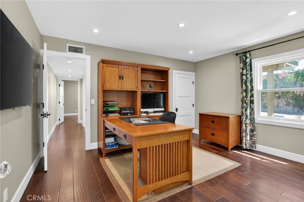 Office - 17066 Palmdale, Huntington Beach CA 92647 - photo 33
