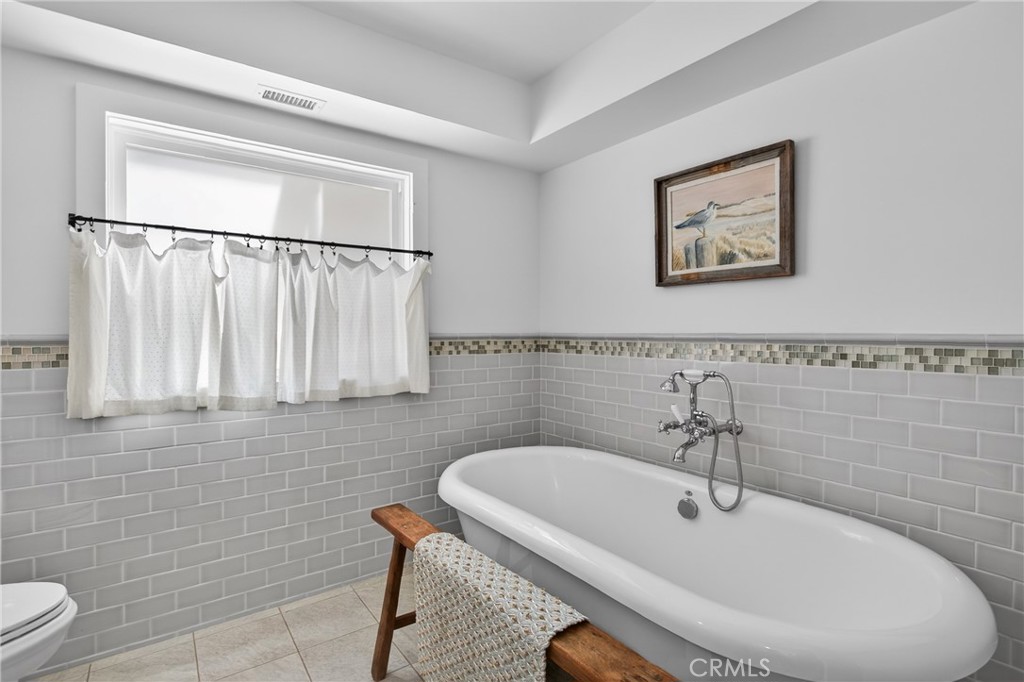 17066 Palmdale, Huntington Beach CA 92647 - photo 35