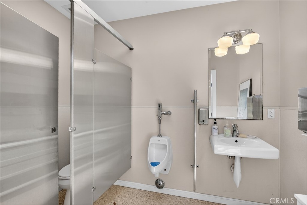 Detached - employee Bathroom - 17066 Palmdale, Huntington Beach CA 92647 - photo 50